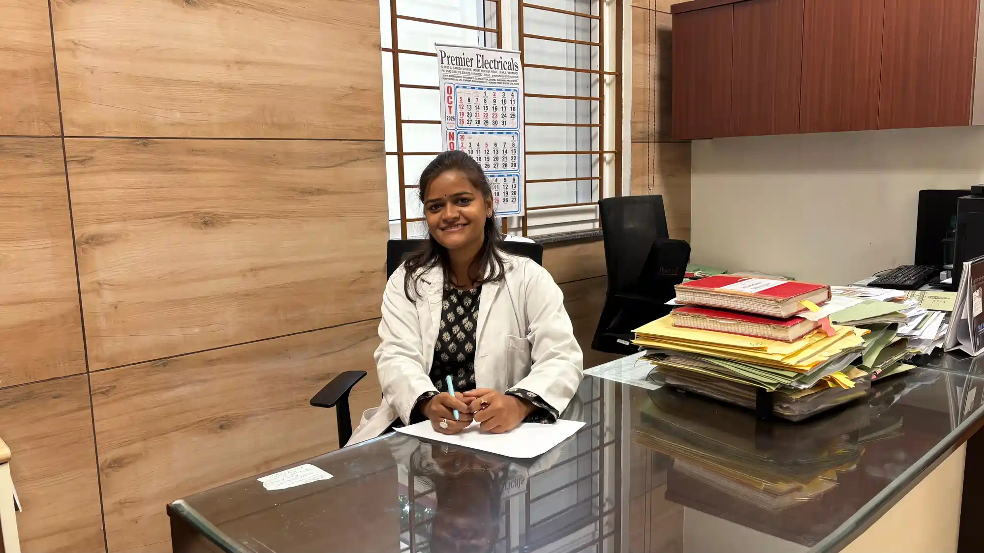 Shringarika Mishra conducting clinical consultation at Sir Sunderlal Hospital OPD