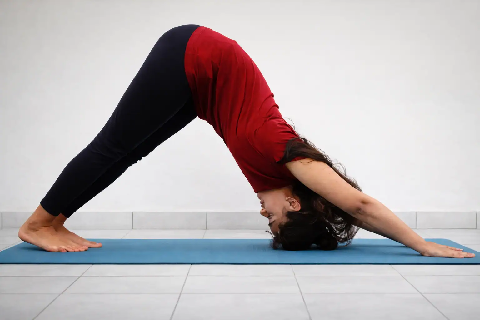 Shringarika Mishra performing advanced clinical asana for hormonal balance